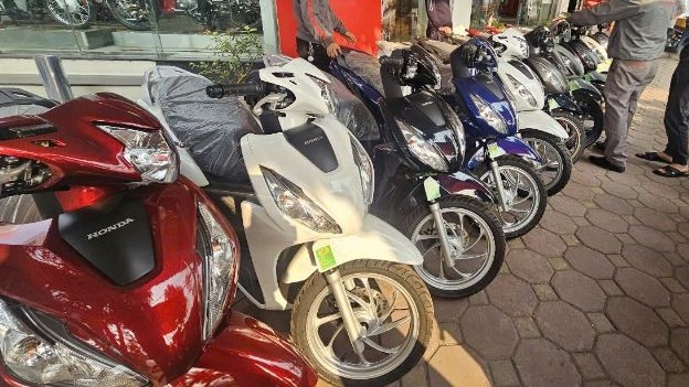 Giá xe Vision đầu năm 2025 giảm kỷ lục