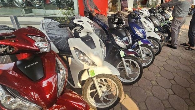 Giá xe Vision đầu năm 2025 giảm kỷ lục