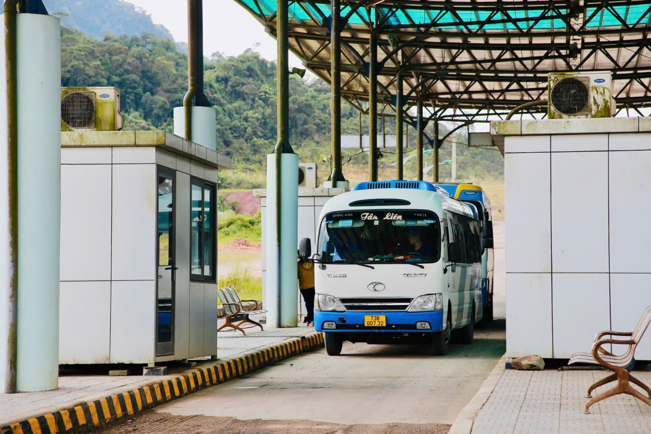 Cửa khẩu Quốc tế La Lay - nối dài những chuyến xe Cửa khẩu Quốc tế La Lay - nối dài những chuyến xe
