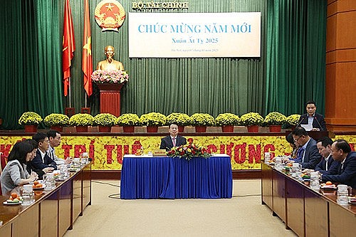 Thành công của ngành Tài chính có sự đóng góp quan trọng của báo chí