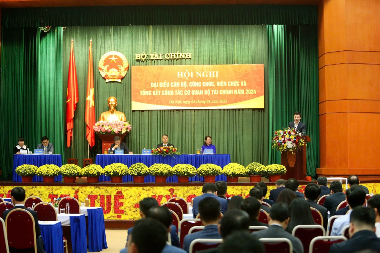 Ngành Tài chính: Phát huy quyền làm chủ, tính tích cực, chủ động, tự giác của công chức, viên chức Ngành Tài chính: Phát huy quyền làm chủ, tính tích cực, chủ động, tự giác của công chức, viên chức