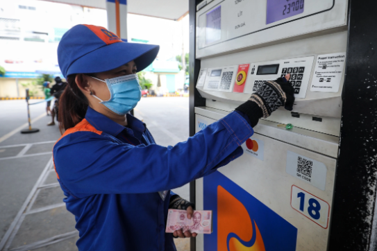 Ngày 9/1: Giá xăng dầu trong nước chiều nay dự báo có thể đồng loạt tăng mạnh?