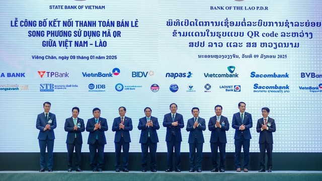 Viet Nam, Laos launch cross-border QR payment service