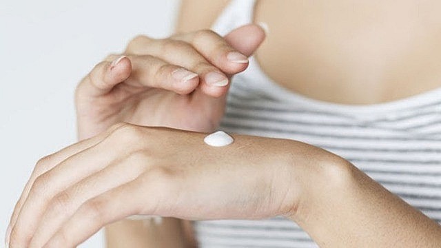 Thu hồi kem mờ vết nám dưỡng da chống nắng nhãn hàng Sứ Tiên Thu hồi toàn quốc sản phẩm Profiderm Azelaic Gel không đáp ứng quy định