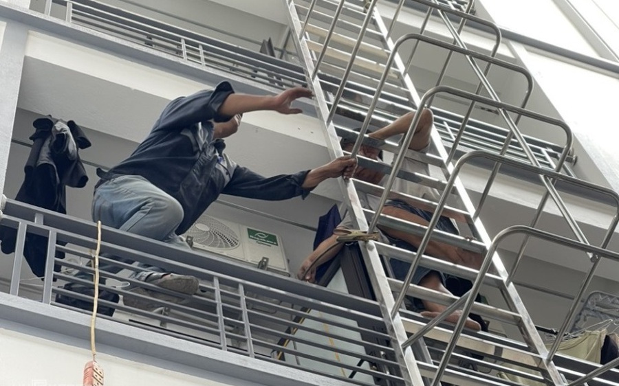 Đề xuất phạt đến 40 triệu đồng đối với vi phạm quy định về thoát nạn trong phòng cháy, chữa cháy Đề xuất phạt đến 40 triệu đồng với cá nhân vi phạm quy định về thoát nạn trong phòng cháy và chữa cháy