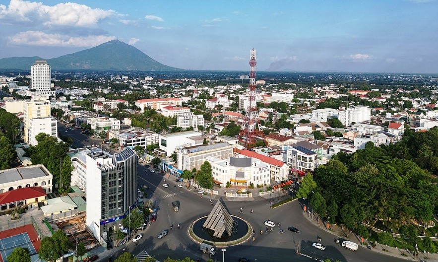 Hải quan Tây Ninh tăng cường phòng, chống buôn lậu dịp Tết Nguyên đán Ất Tỵ 2025