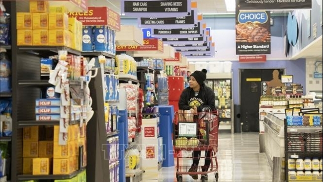 Người Mỹ tranh thủ mua hàng nhập khẩu trước khi ông Trump nhậm chức