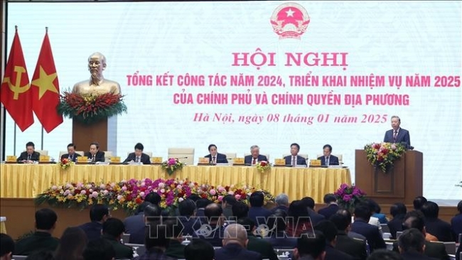 Nghỉ hưu trước tuổi để tạo cơ hội cho cán bộ trẻ năng động cống hiến