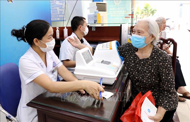 Quỹ BHYT chi trả 142.985 tỷ đồng khám chữa bệnh cho hơn 186 triệu lượt người Chú thích ảnh