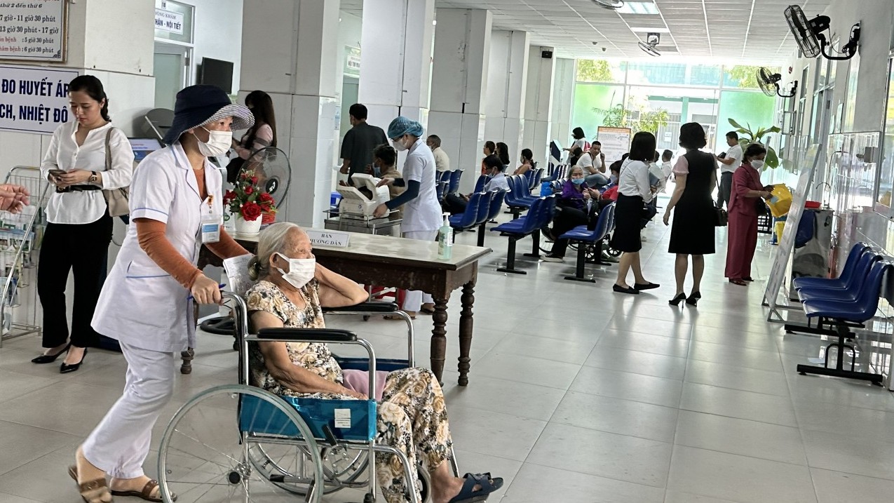 Chi gần 143 nghìn tỷ đồng khám chữa bệnh bảo hiểm y tế