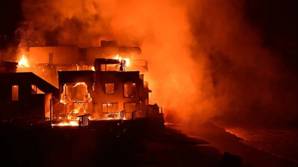 Nhiều công ty bảo hiểm tại Mỹ tháo chạy trước thảm họa cháy rừng tàn khốc