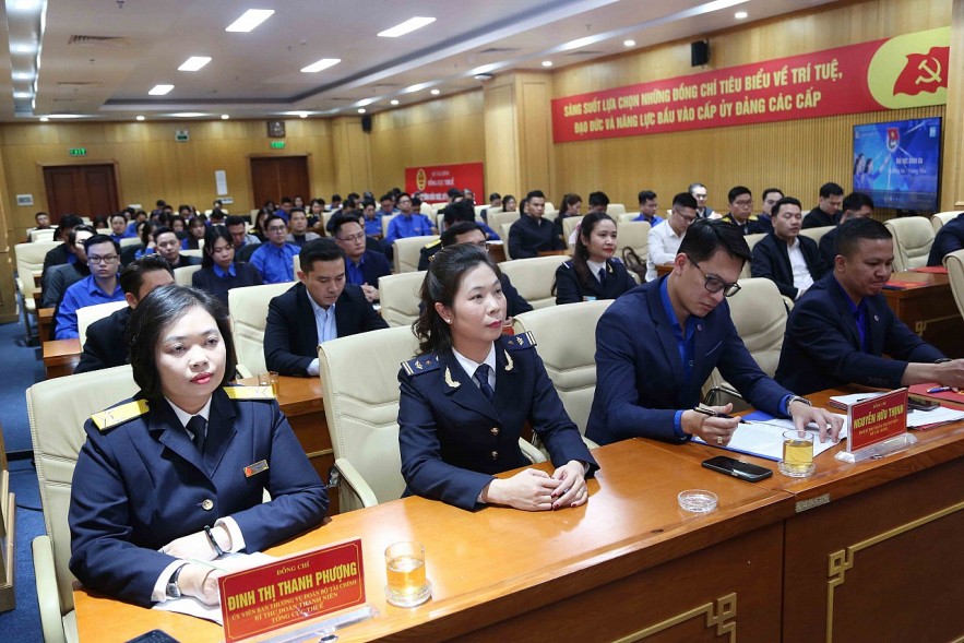 Đoàn Thanh niên Bộ Tài chính nỗ lực hơn nữa để xây dựng tổ chức đoàn ngày càng vững mạnh