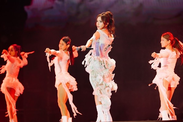 Ấn tượng, mãn nhãn với đại nhạc hội PJCO FEST tại Thủ đô Hà Nội Ấn tượng, mãn nhãn với đại nhạc hội PJCO FEST tại Thủ đô Hà Nội