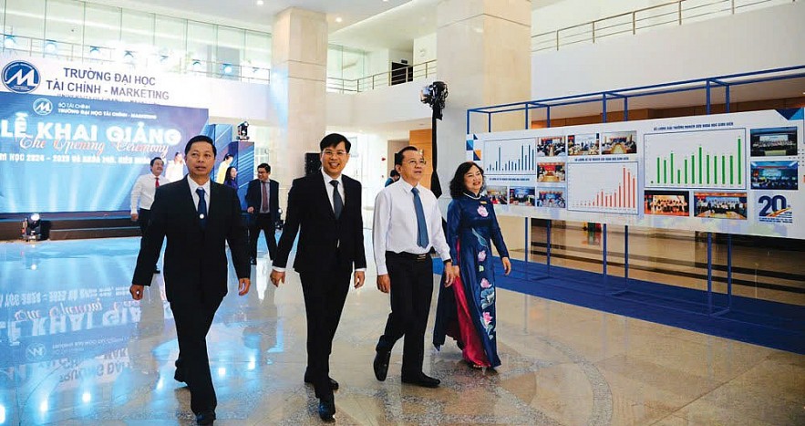 Đáp ứng yêu cầu nhân lực cao cho Trung tâm Tài chính quốc tế