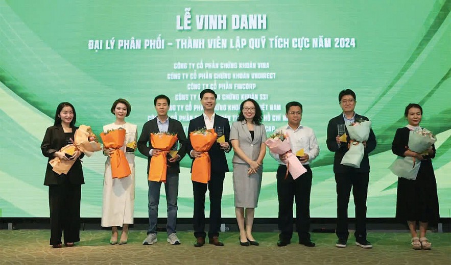 Chứng khoán Vina tiên phong phân phối đa dạng quỹ mở Chứng khoán Vina tiên phong phân phối đa dạng quỹ mở