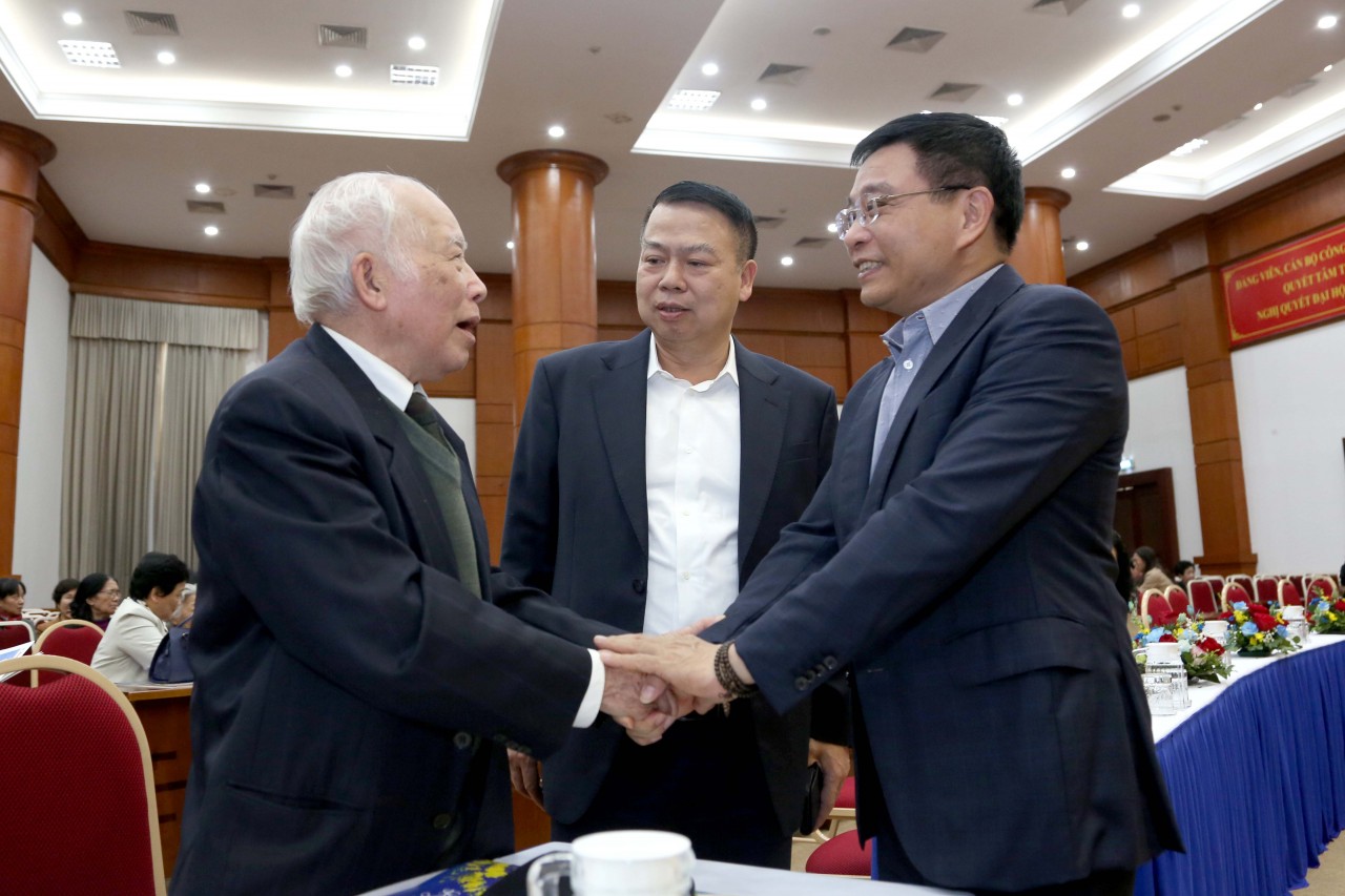 Bộ Tài chính gặp mặt, tri ân cán bộ hưu trí nhân dịp Xuân Ất Tỵ 2025