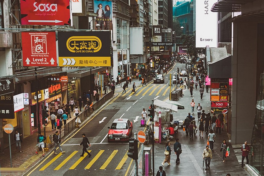 Hồng Kông: Người đi bộ không tuân thủ tín hiệu đèn giao thông sẽ bị phạt 6,5 triệu đồng