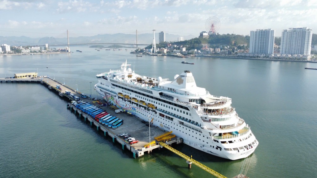 Quảng Ninh dự kiến đón 90.000 lượt khách đến từ tàu biển quốc tế năm 2025 Quảng Ninh dự kiến đón 90.000 lượt khách đến từ tàu biển quốc tế năm 2025