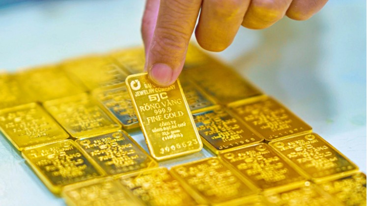 Giá vàng hôm nay (19/1): Giá vàng trong nước đồng loạt giảm mạnh