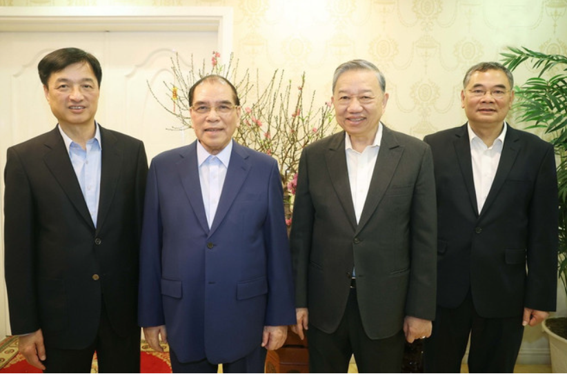 Tổng Bí thư Tô Lâm thăm, chúc Tết gia đình các nguyên lãnh đạo Đảng, Nhà nước