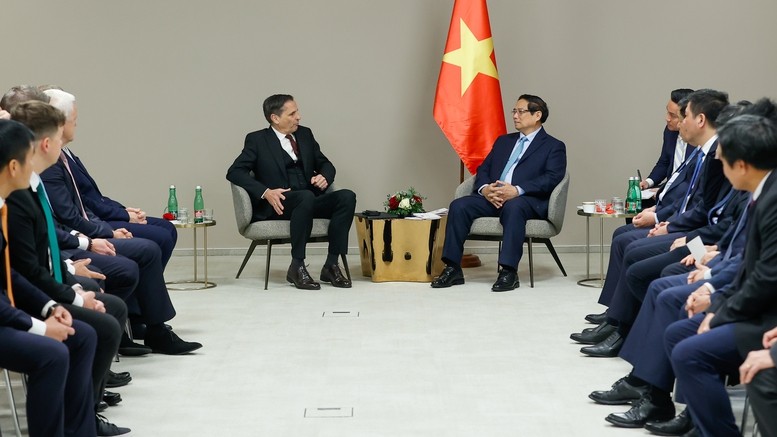 Thủ tướng tiếp Chủ tịch Skoda - tập đoàn ô tô lớn nhất của Czech