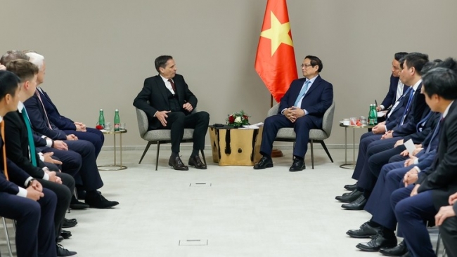 Thủ tướng tiếp Chủ tịch Skoda - tập đoàn ô tô lớn nhất của Czech