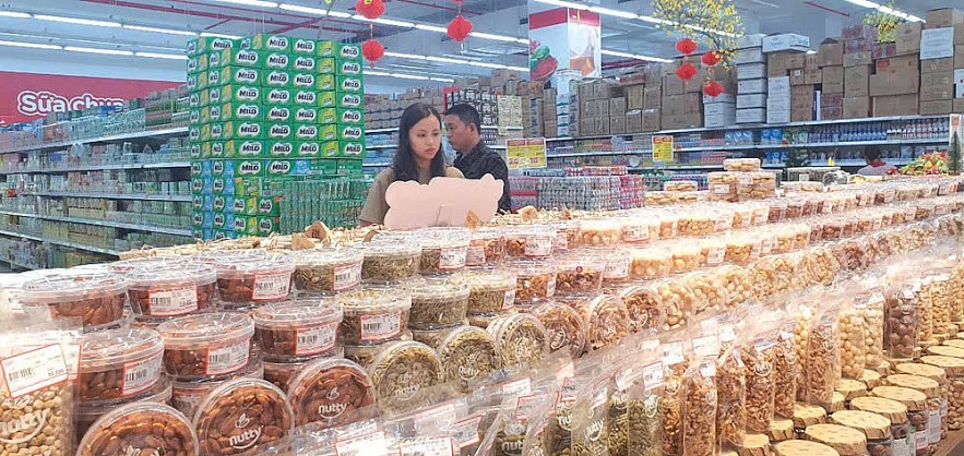 Không để thiếu hàng, tăng giá đột biến dịp Tết