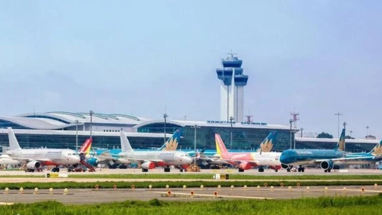 Tan Son Nhat airport expected to serve 4 million passengers during Tet