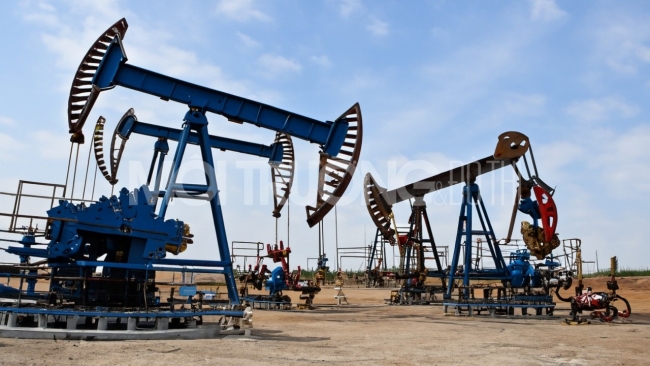 Ngày 21/1: Giá dầu thế giới tiếp tục giảm