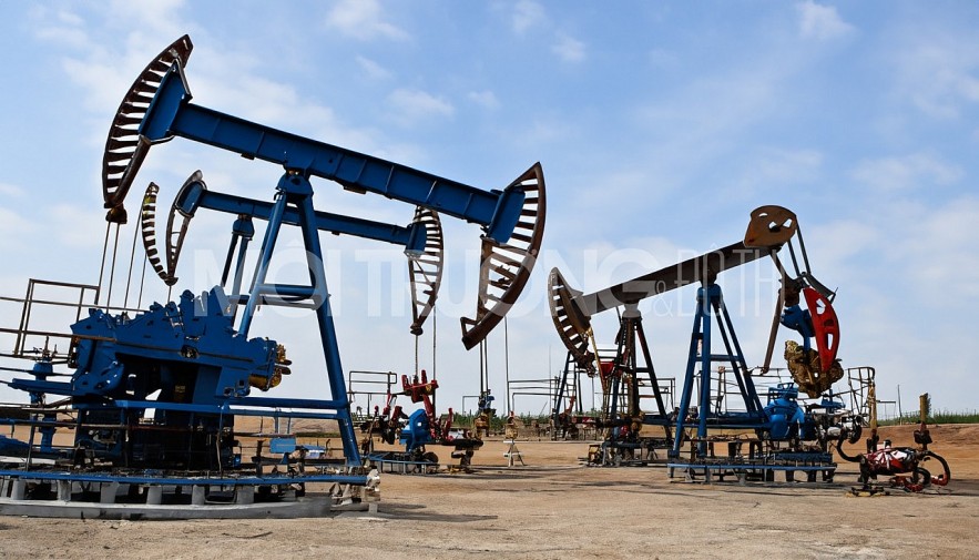 Ngày 21/1: Giá dầu thế giới tiếp tục giảm