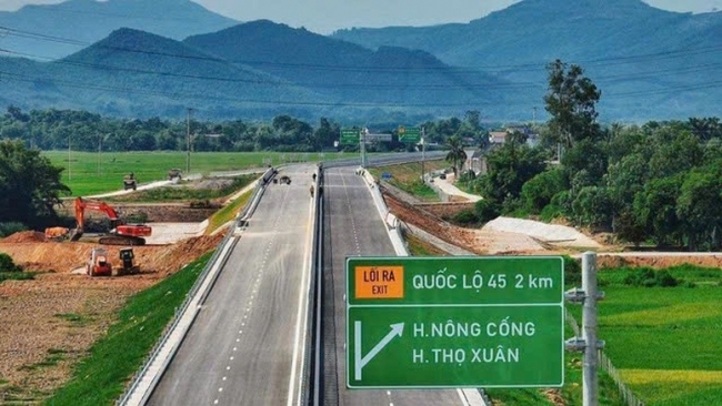Chuẩn bị thu phí 6 tuyến cao tốc