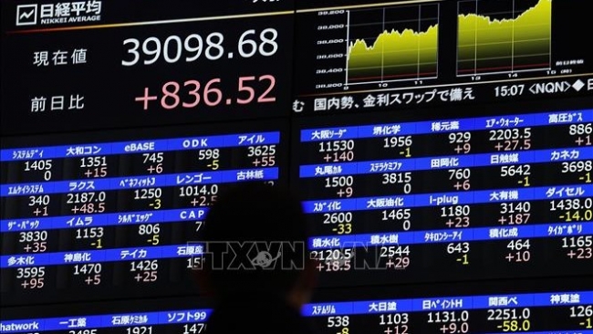 Chứng khoán châu Á tăng điểm sau động thái tích cực từ ông Donald Trump