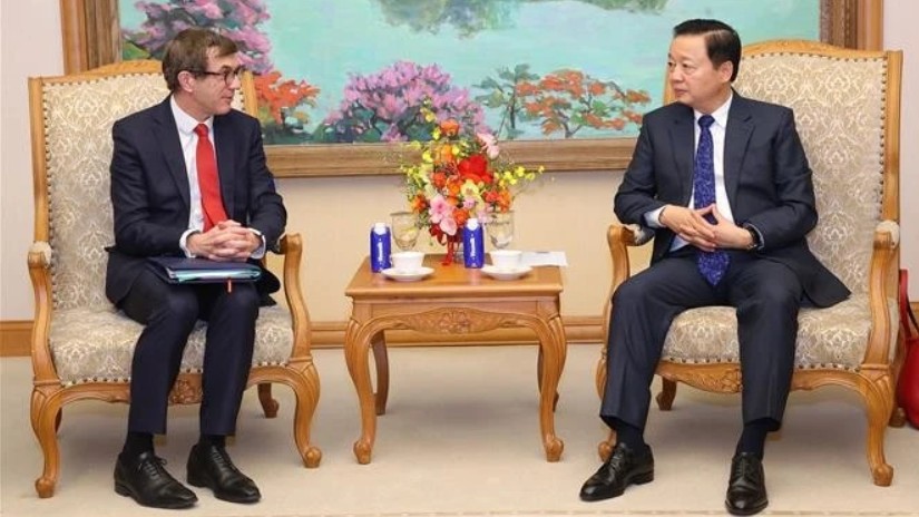 Vietnam, France should pilot projects on strategic metals, minerals: Deputy PM