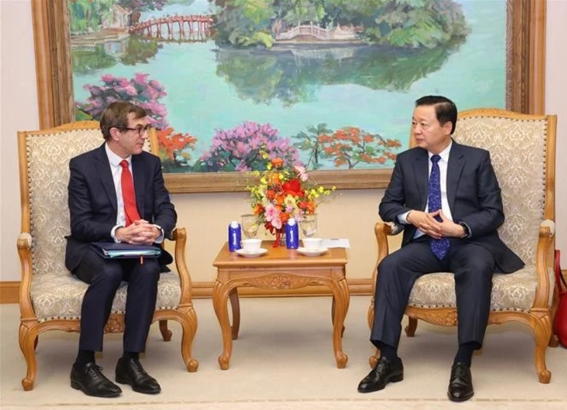 Vietnam, France should pilot projects on strategic metals, minerals: Deputy PM