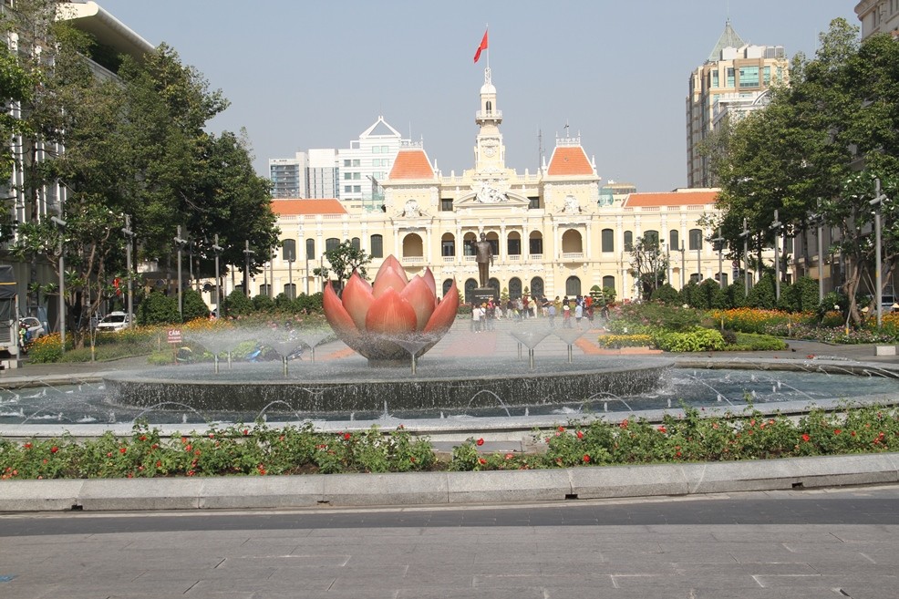 Giải pháp nào giúp TP. Hồ Chí Minh tăng trưởng 2 con số trong năm 2025