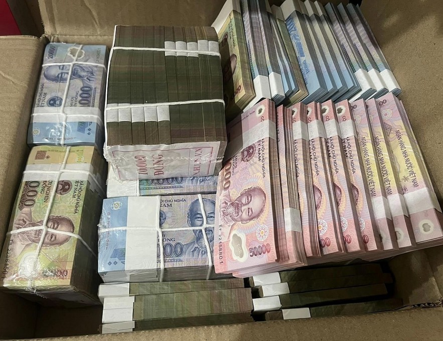 Cảnh báo lừa đảo đổi tiền lẻ, tiền mới dịp Tết để lì xì