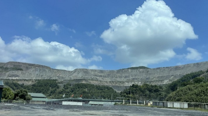 đất đá thải mỏ cung cấp nguồn vật liệu san lấp cho các dự án trên địa bàn tỉnh