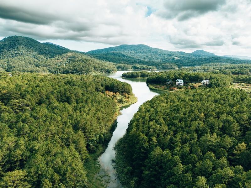 Việt Nam phấn đấu năm 2028 sẽ vận hành thí điểm sàn giao dịch các-bon trong nước