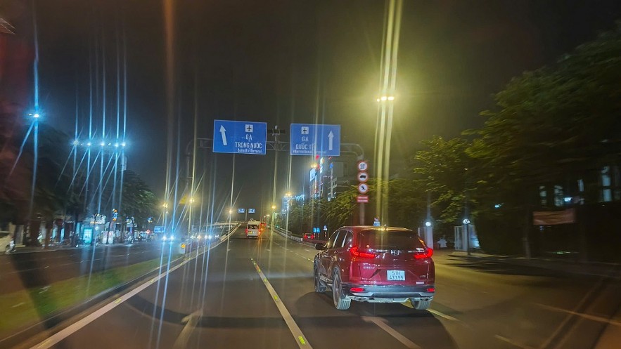 TP. Hồ Chí Minh: Sân bay Tân Sơn Nhất thông thoáng hơn trong tối ngày 28 Tết