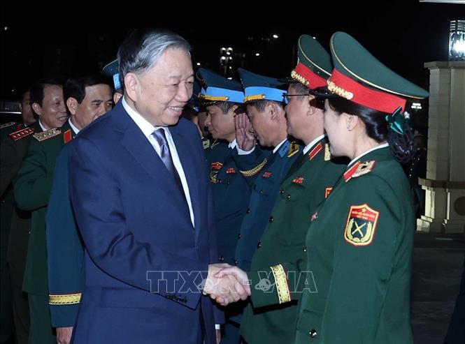 Tổng Bí thư Tô Lâm thăm, kiểm tra và chúc Tết các đơn vị Công an và Quân đội Chú thích ảnh