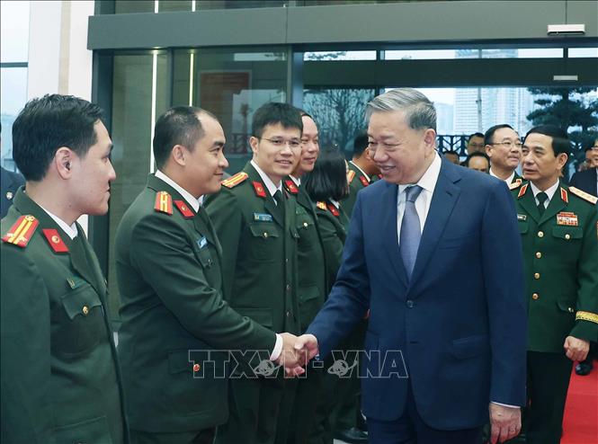 Tổng Bí thư Tô Lâm thăm, kiểm tra và chúc Tết các đơn vị Công an và Quân đội Chú thích ảnh