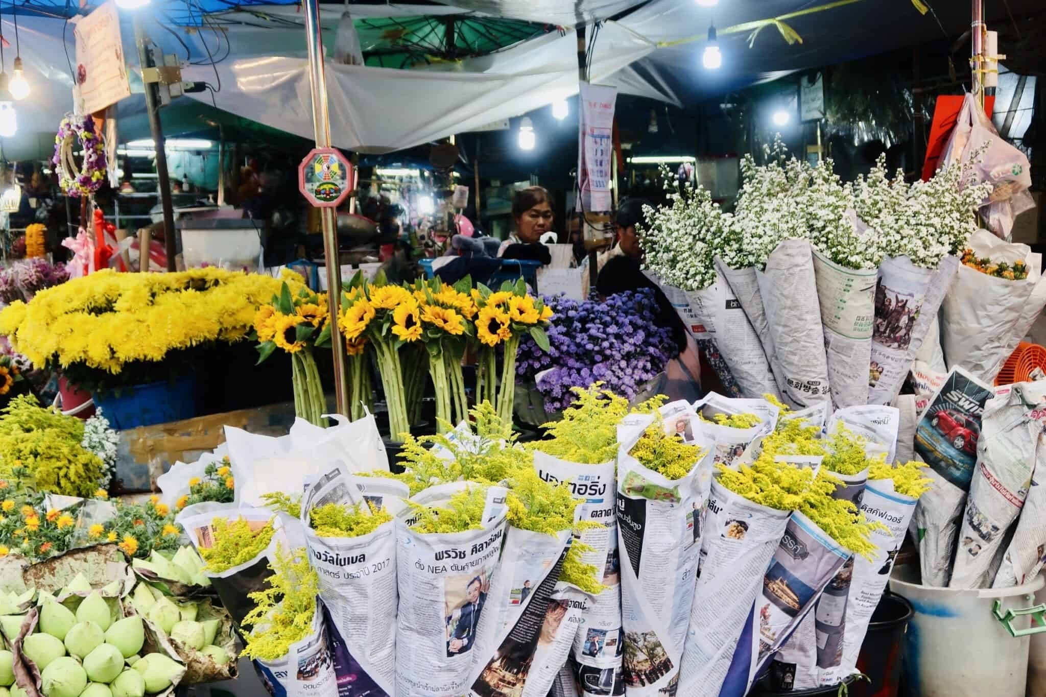 Giá hàng hóa không biến động trong ngày mùng 1 Tết Ất Tỵ, nguồn cung đầy đủ