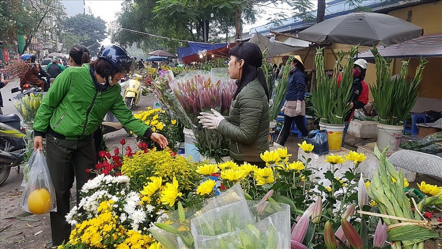 Giá hàng hóa không biến động trong ngày mùng 1 Tết Ất Tỵ, nguồn cung đầy đủ