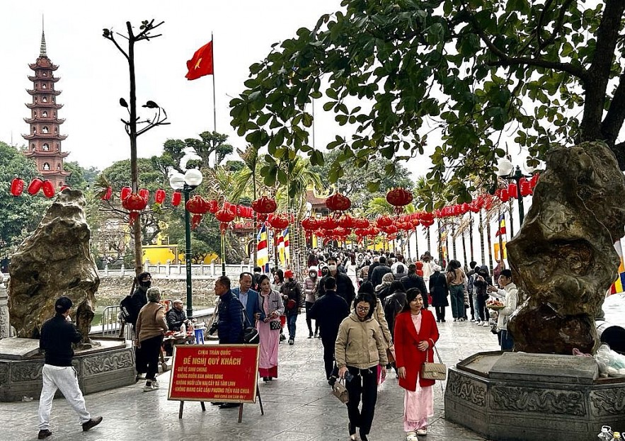 1 Tết Ất Tỵ, 2025: Du xuân, xin chữ ở đền chùa linh thiêng bậc nhất chốn kinh kỳ