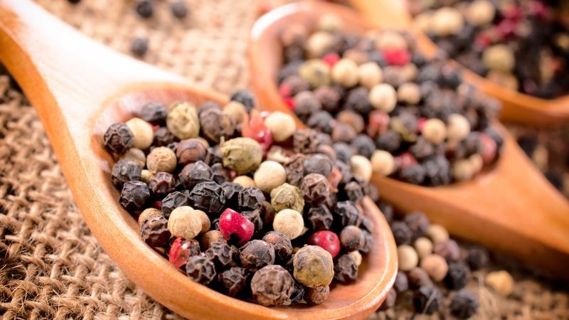 Ngày 31/1: Giá cà phê trong nước tiếp tục tăng mạnh, thị trường hồ tiêu bình ổn cdn.tgdd.vn-files-2024-04-23-1564941-_gia-tieu-hom-nay-23-04-2024-on-dinh-tro-lai-sau-phien-tang-202404231609562921.jpg