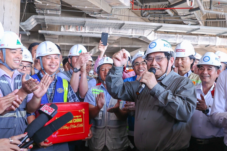 Thủ tướng lần thứ 6 kiểm tra công trường sân bay Long Thành- Ảnh 9. Thủ tướng lần thứ 6 kiểm tra công trường sân bay Long Thành- Ảnh 9.