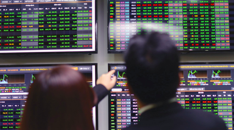 Yếu tố nào đóng vai trò then chốt cho cú hích thị trường chứng khoán năm 2025? Yếu tố nào đóng vai trò then chốt cho cú hích thị trường chứng khoán năm 2025?