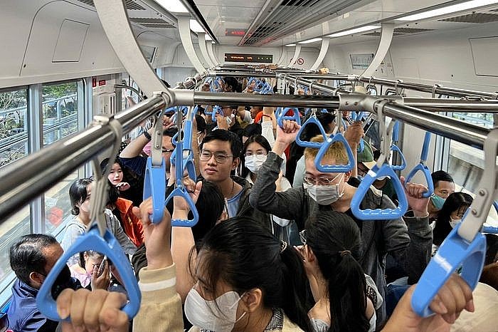 Dịp tết, trung bình mỗi ngày Metro số 1 thu về khoảng 1,3 tỉ đồng