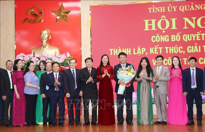 Tinh gọn bộ máy: Làm tốt công tác tư tưởng cho cán bộ, đảng viên Chú thích ảnh