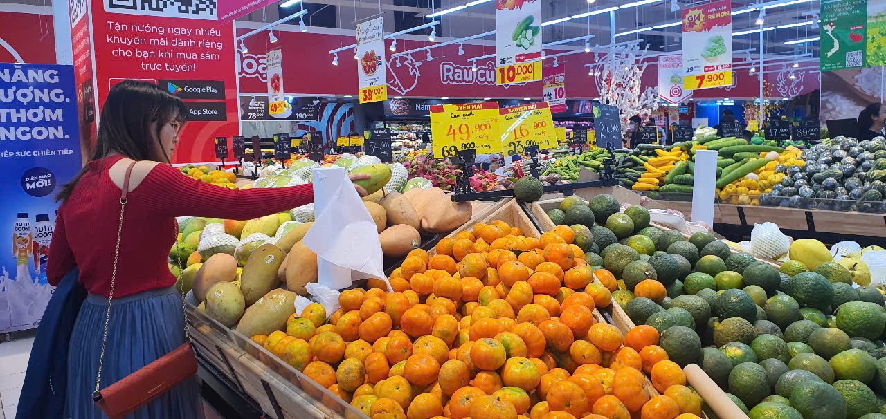 Hà Nội: Doanh thu bán lẻ và dịch vụ tiêu dùng đạt gần 85 nghìn tỷ đồng Hà Nội: Doanh thu bán lẻ và dịch vụ tiêu dùng đạt gần 85 nghìn tỷ đồng